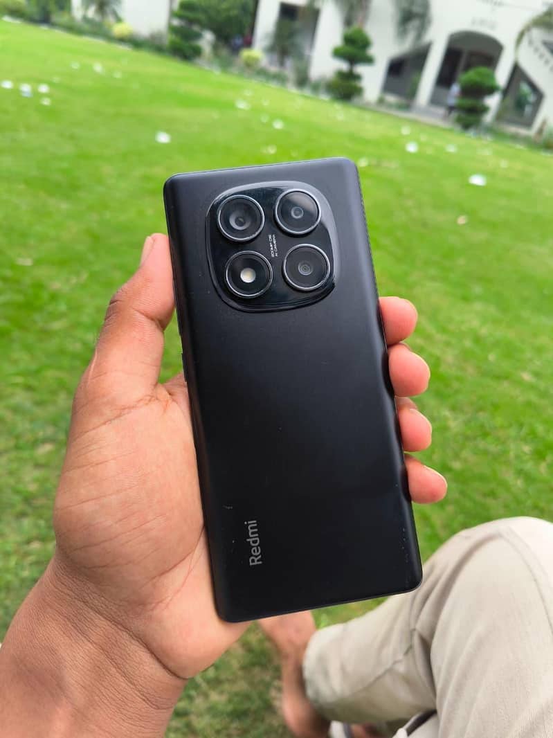 Xiaomi Redmi Note 14 Pro 1