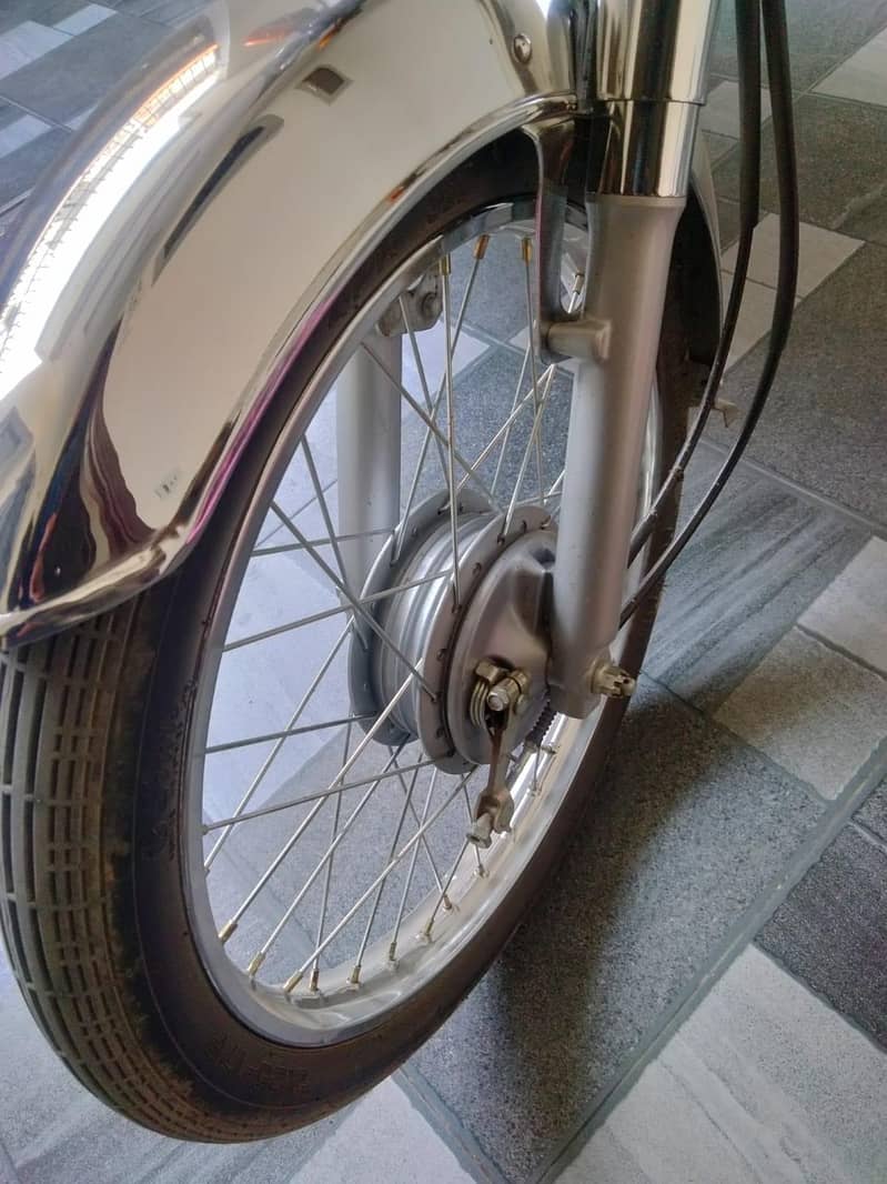 CD 70 2026 model 2