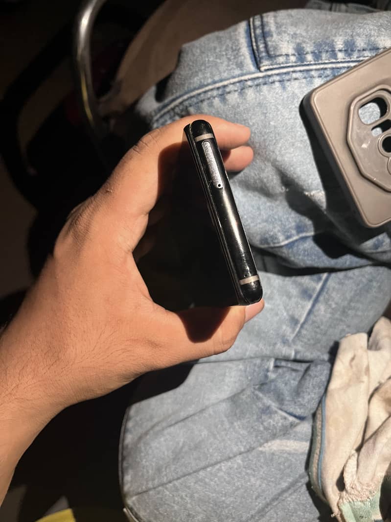 Samsung Mobile Note 8 1