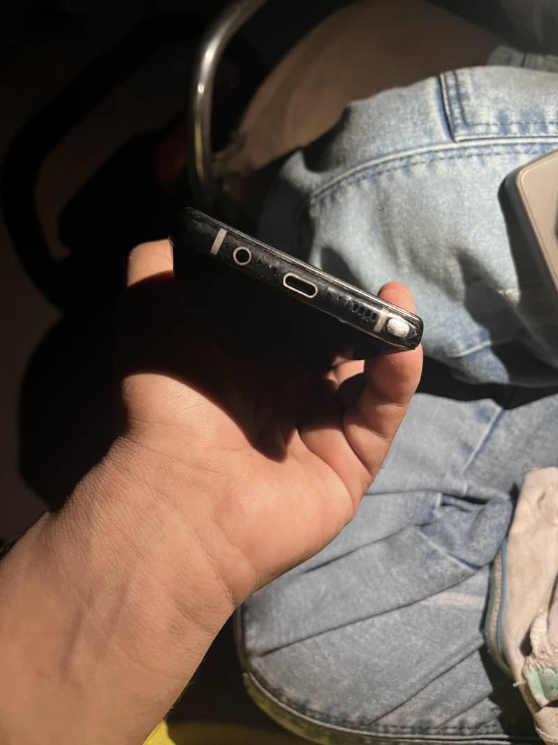 Samsung Mobile Note 8 2