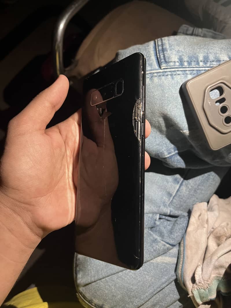 Samsung Mobile Note 8 5