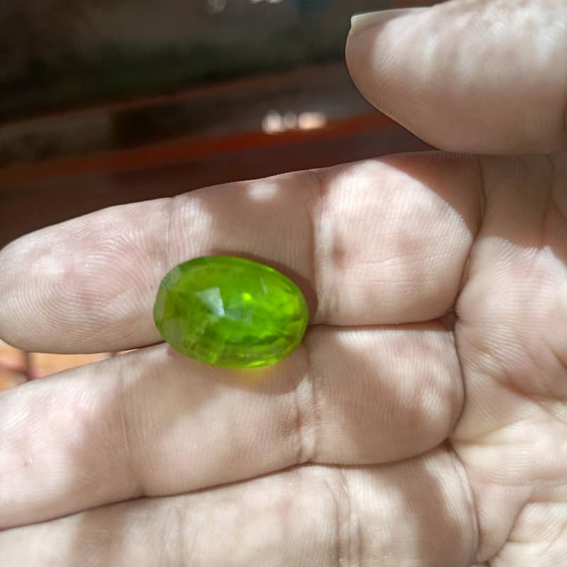 peridot stone 1