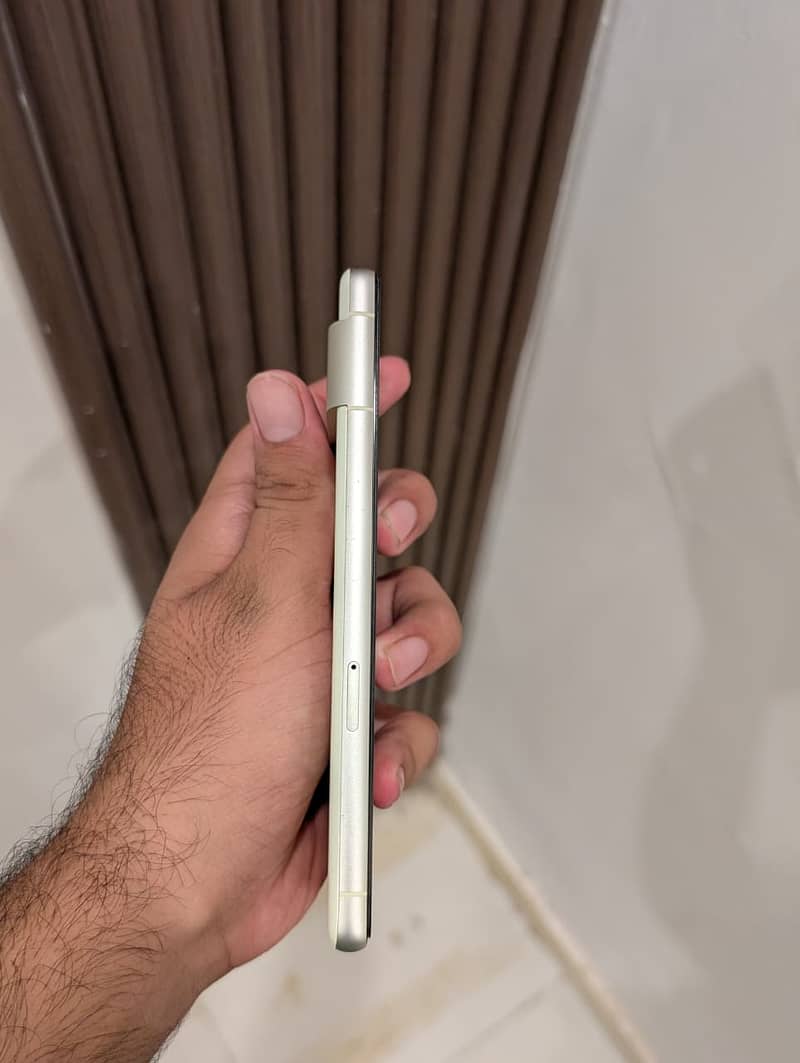 Google Pixel 7 5