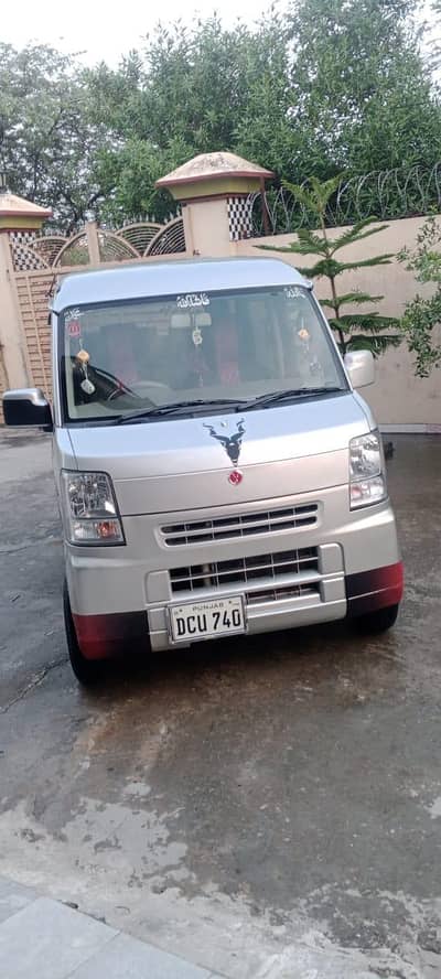 Suzuki Every 2012