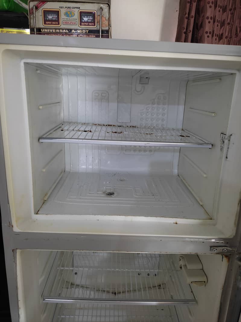 Dawlance refrigerator 2