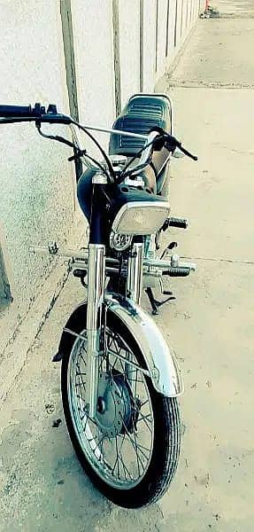 CG125 0