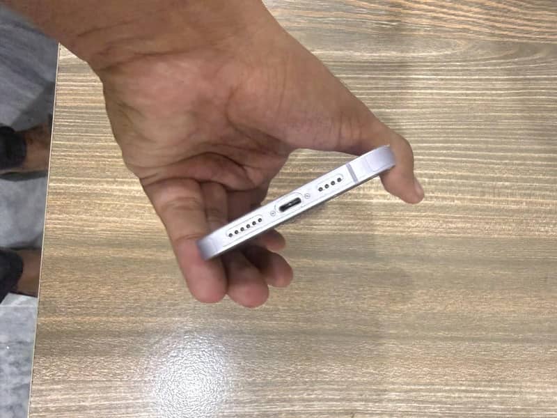 Apple iPhone 14 plus 5