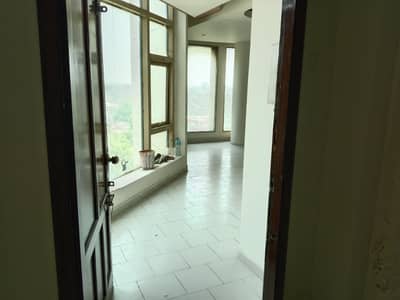 OFFICE FOR RENT IN GULBERG III