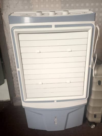 Room air cooler