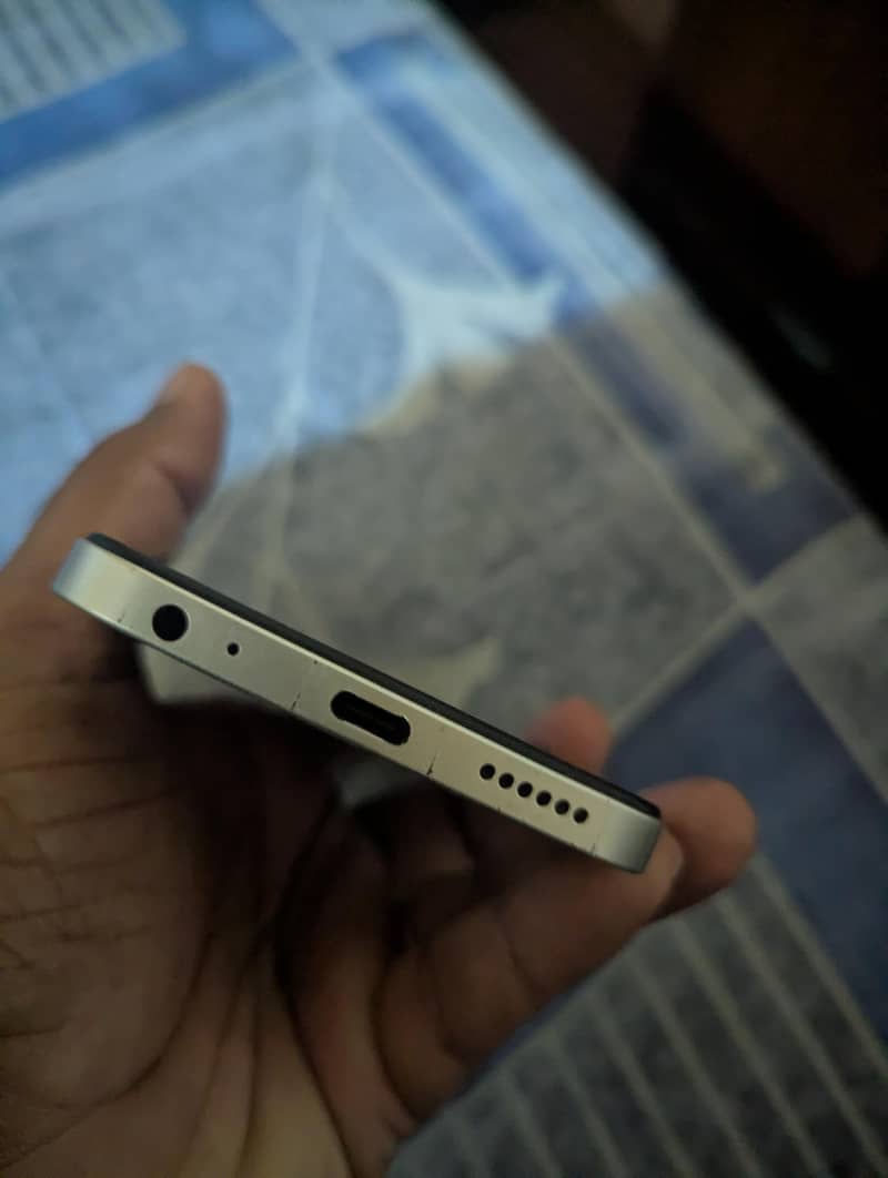 Tecno spark Go 1 2
