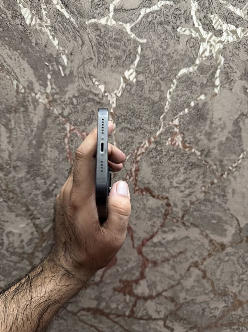 Apple iPhone 14 Pro Max 3