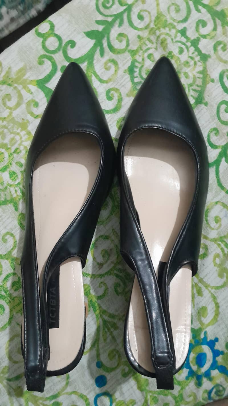 black heels 1