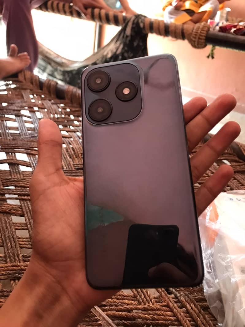 Tecno Spark 10C 0
