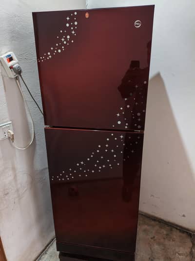 PEL Freezer  03071586560 es number py rabta kry. . . .