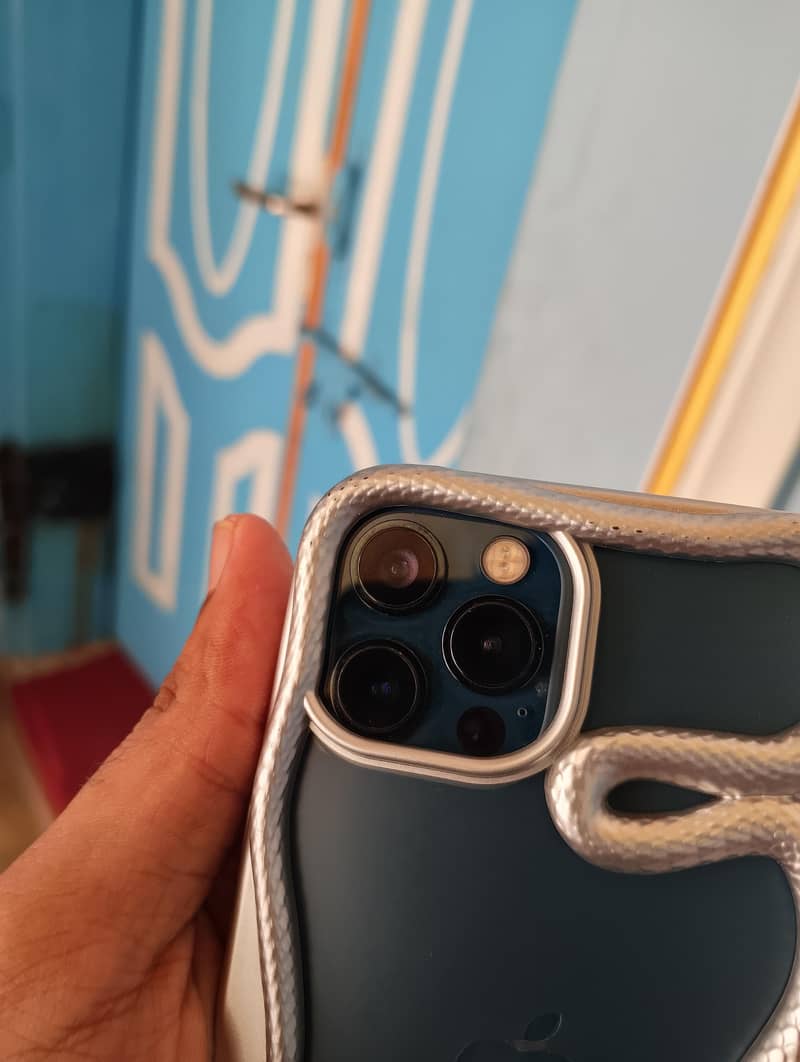 Apple iPhone 12 Pro 1
