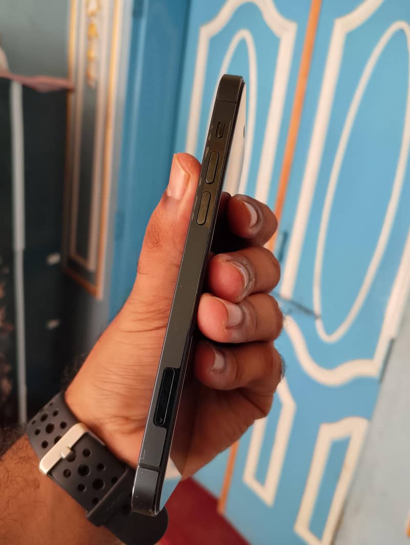 Apple iPhone 12 Pro 5