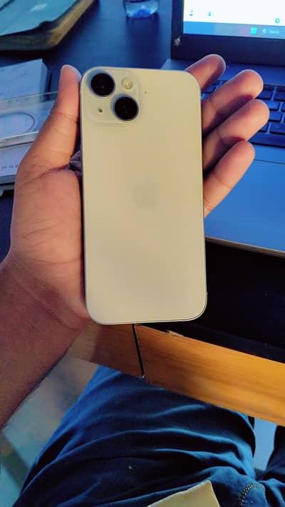Apple iPhone 15
