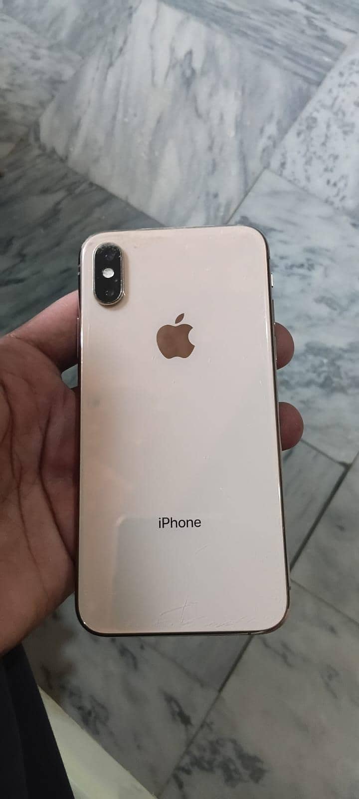 Apple iPhone XS 6