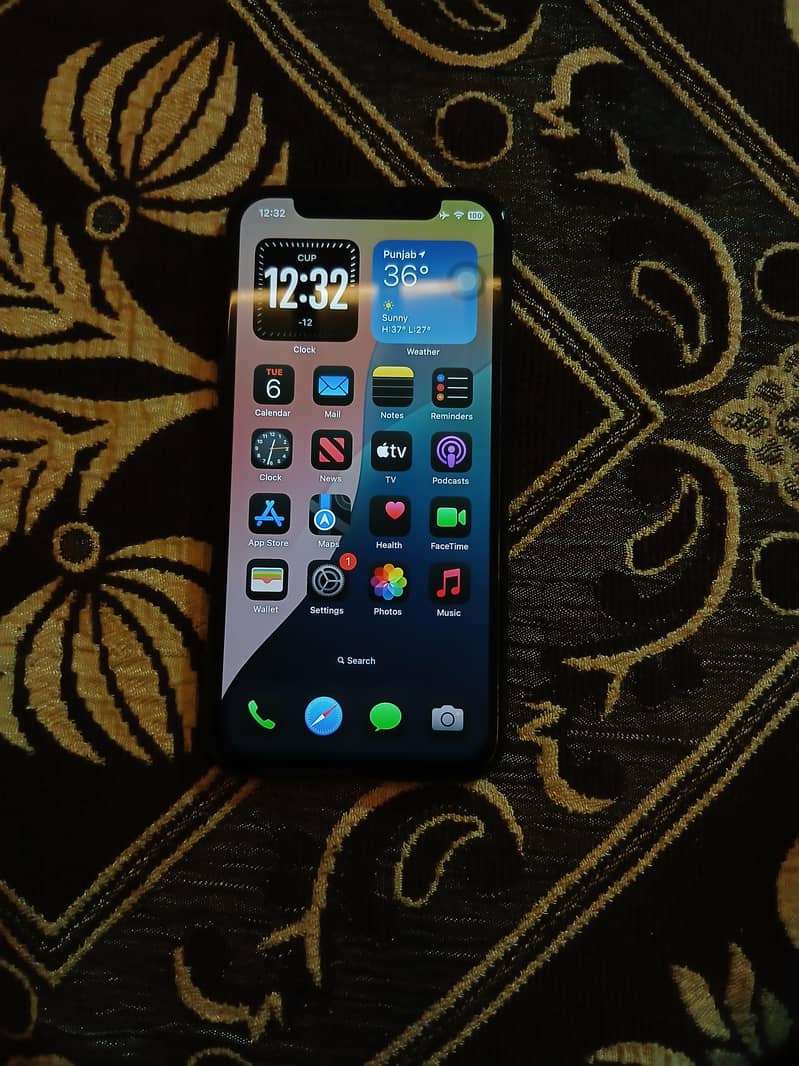Apple iPhone XS 2