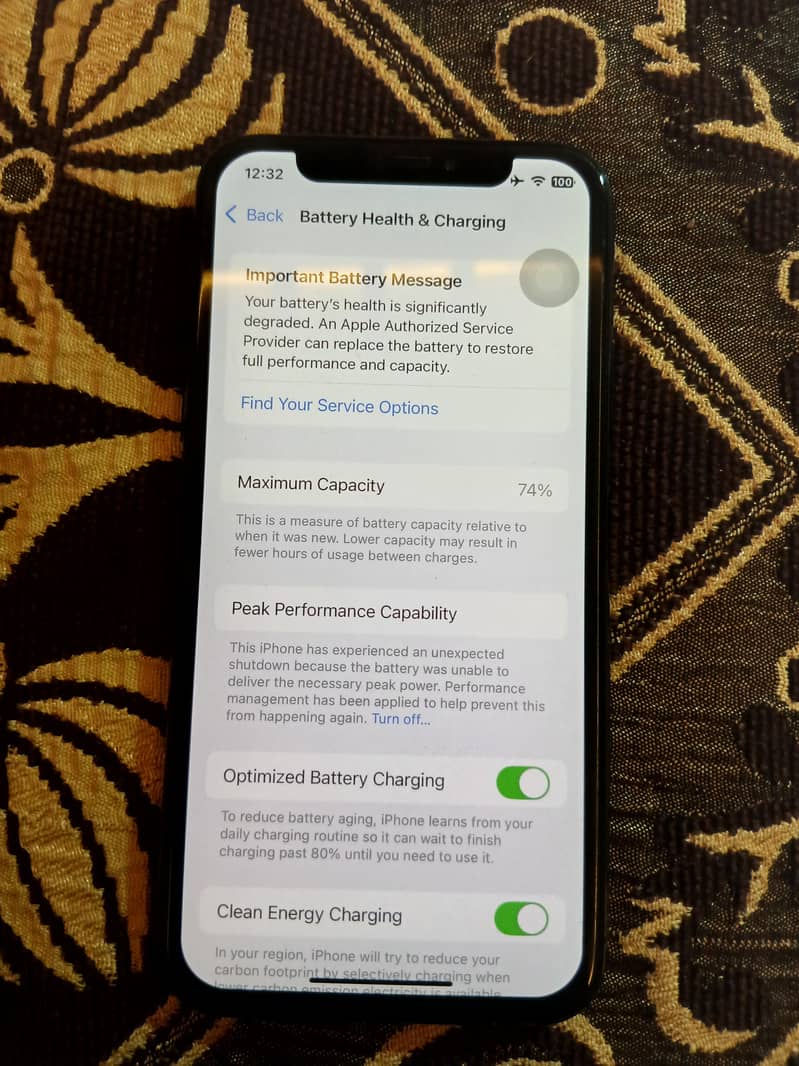 Apple iPhone XS 4