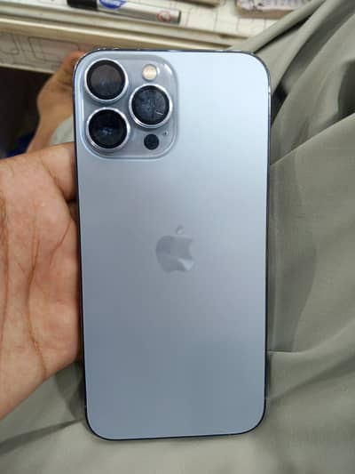 Apple iPhone 13 Pro Max 256gb factory unlock 94 health water pack set