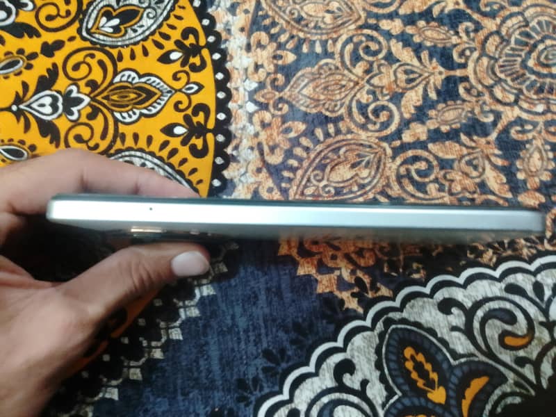 Itel S24 3