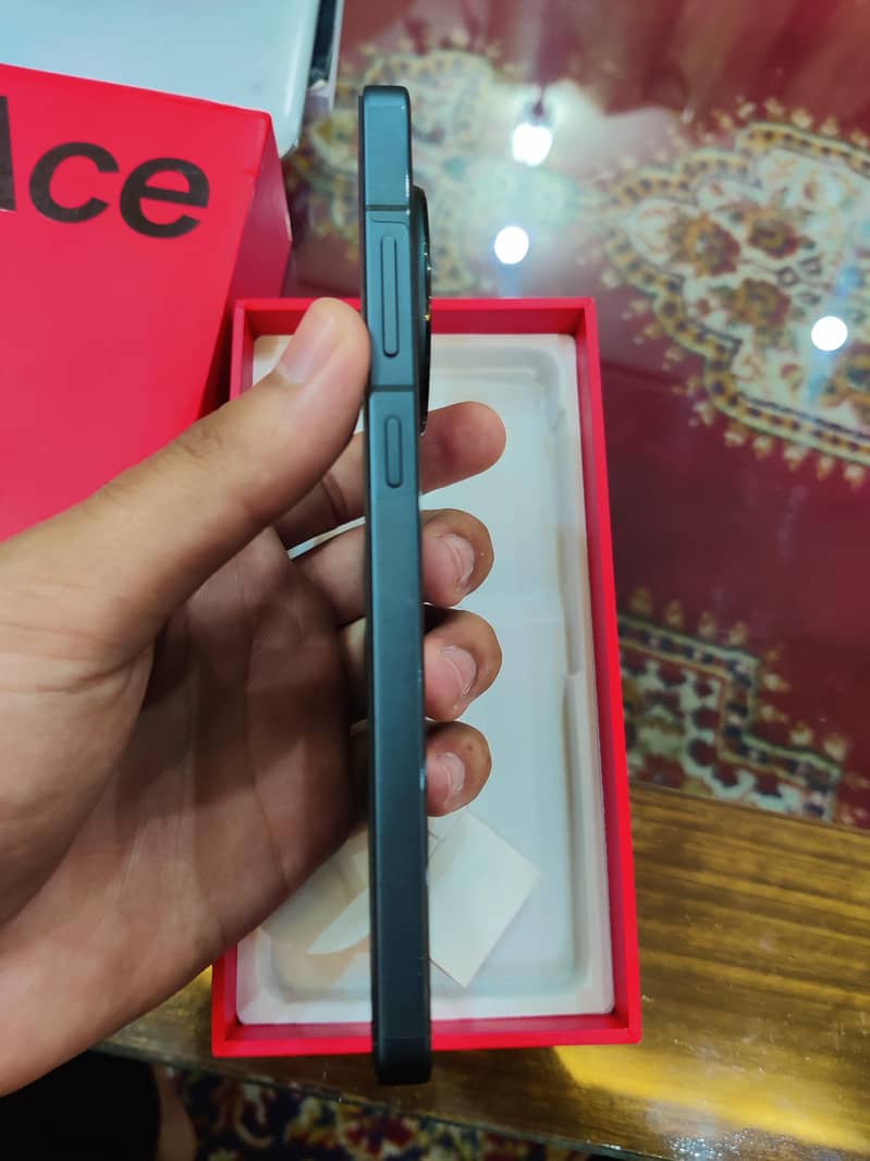 One Plus 13R 1