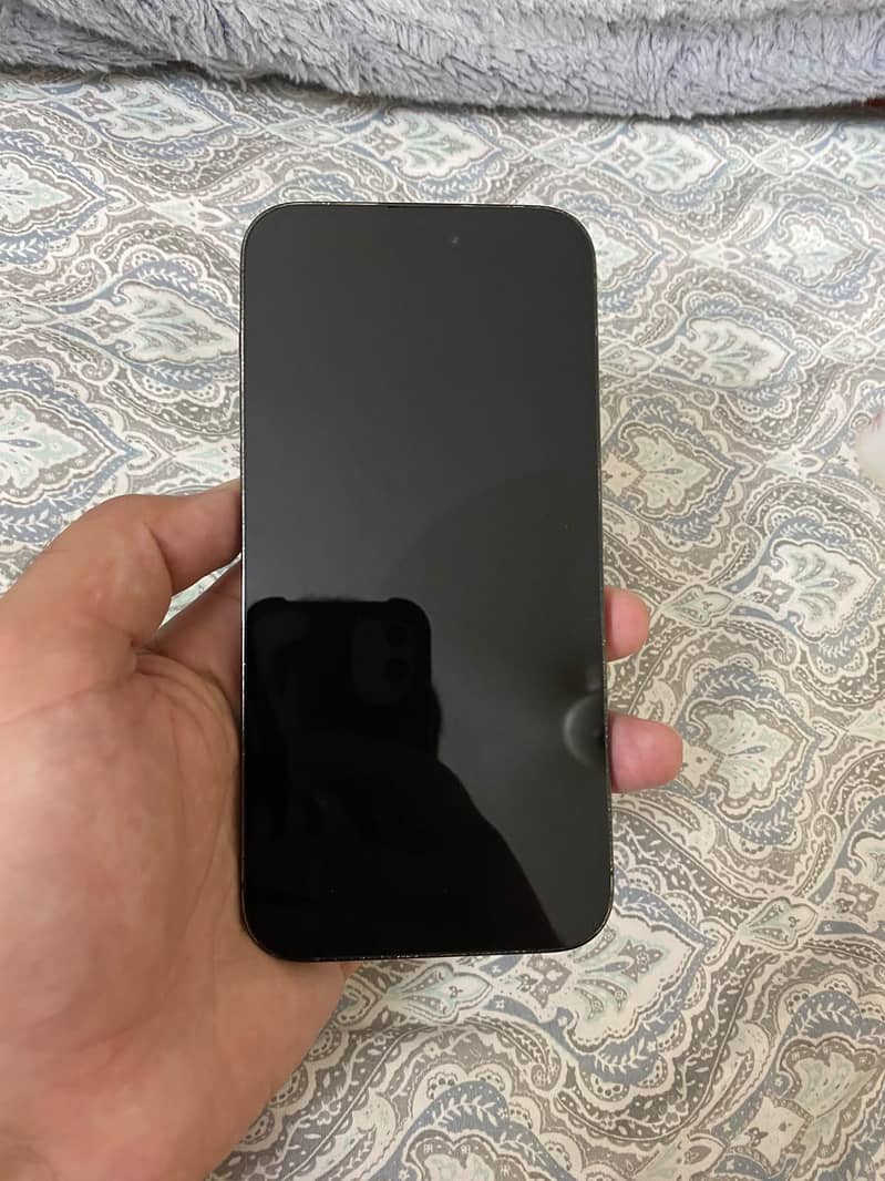 Apple iPhone 14 Pro Max 0