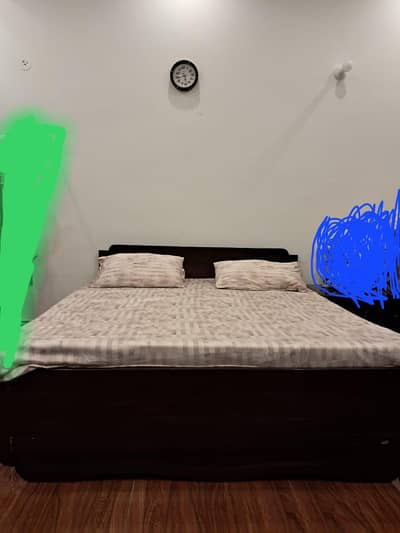 King size bed,freshly polished with new matris