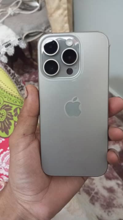 Apple iPhone 15 Pro
