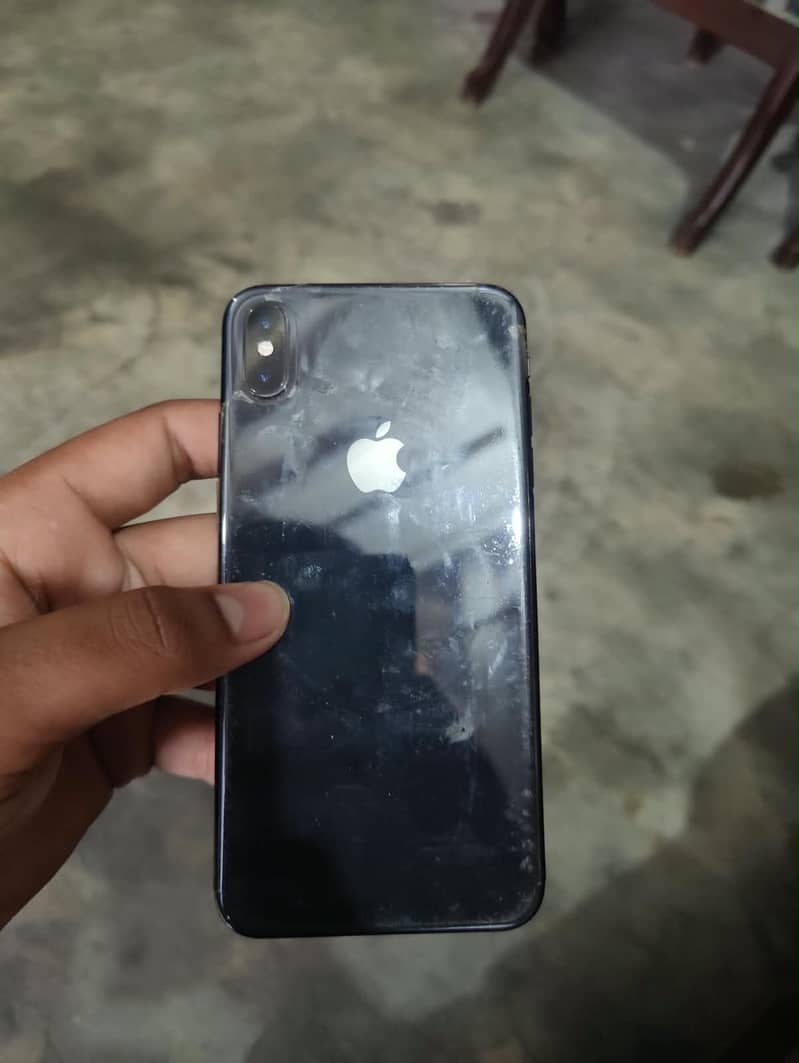 iPhone XS max 6