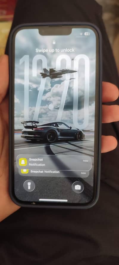 Apple iPhone 13