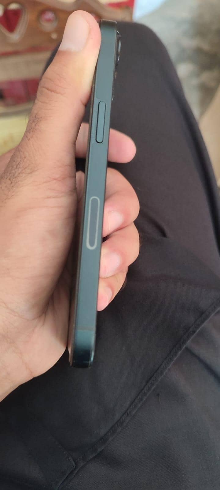 Apple iPhone 13 4