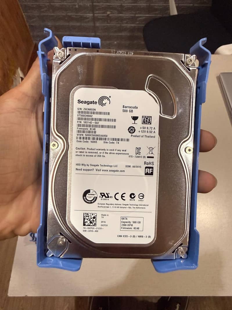 External hard drive 9 piece. . . . . . . 1