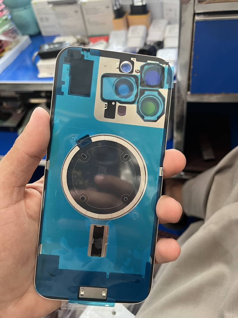 16 Pro max Original quality back 1