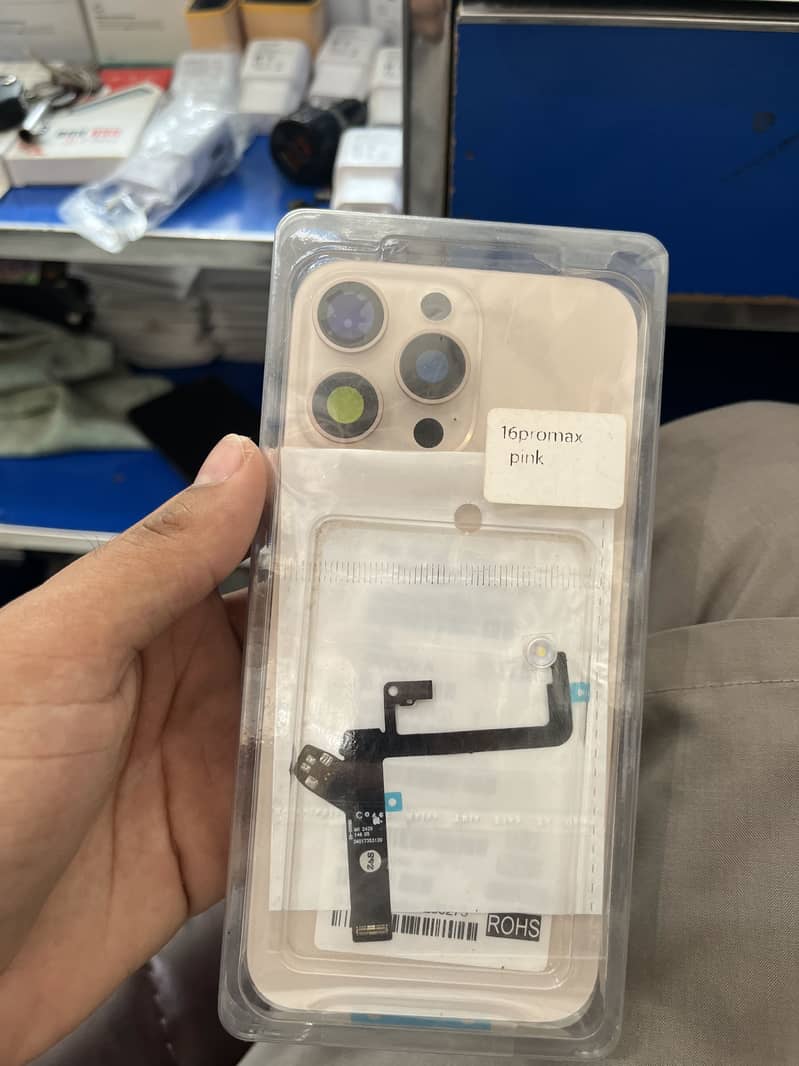 16 Pro max Original quality back 2