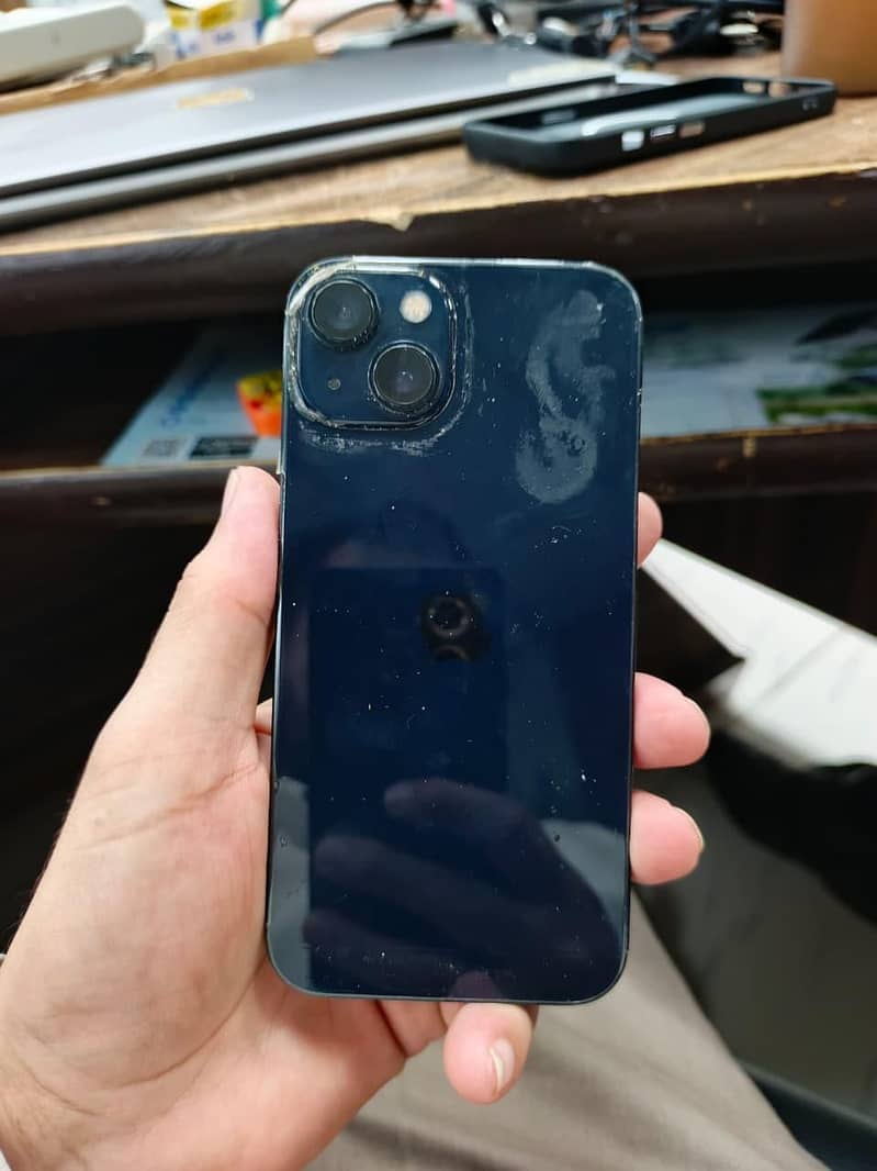 Apple iPhone 13 7