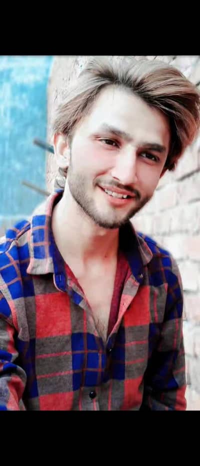 Mujhe job ke bohat zarorat hai