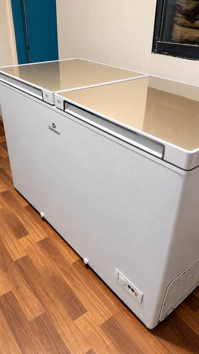 Dawlance Twin Inverter Chest Freezer DF-91998-H Signature – Glass Door