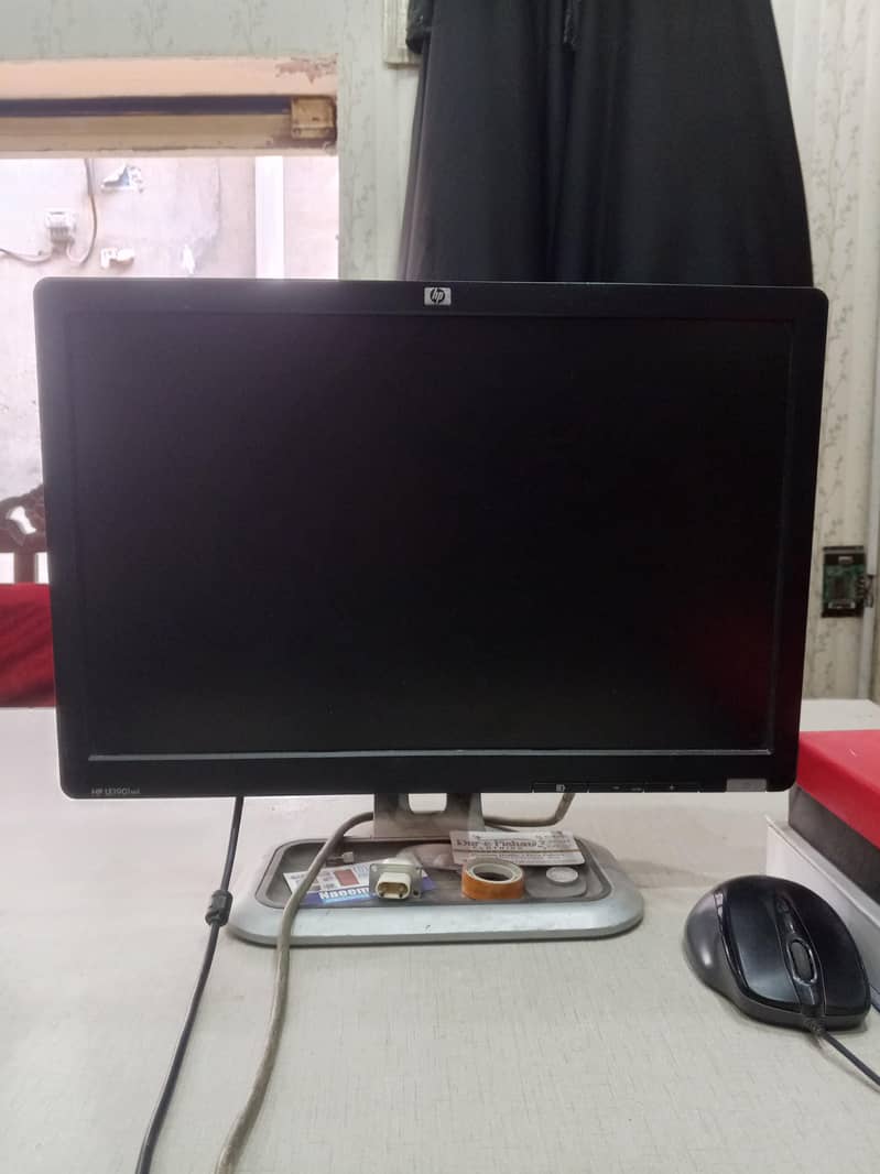 HP 17 inch Computer LCD 0
