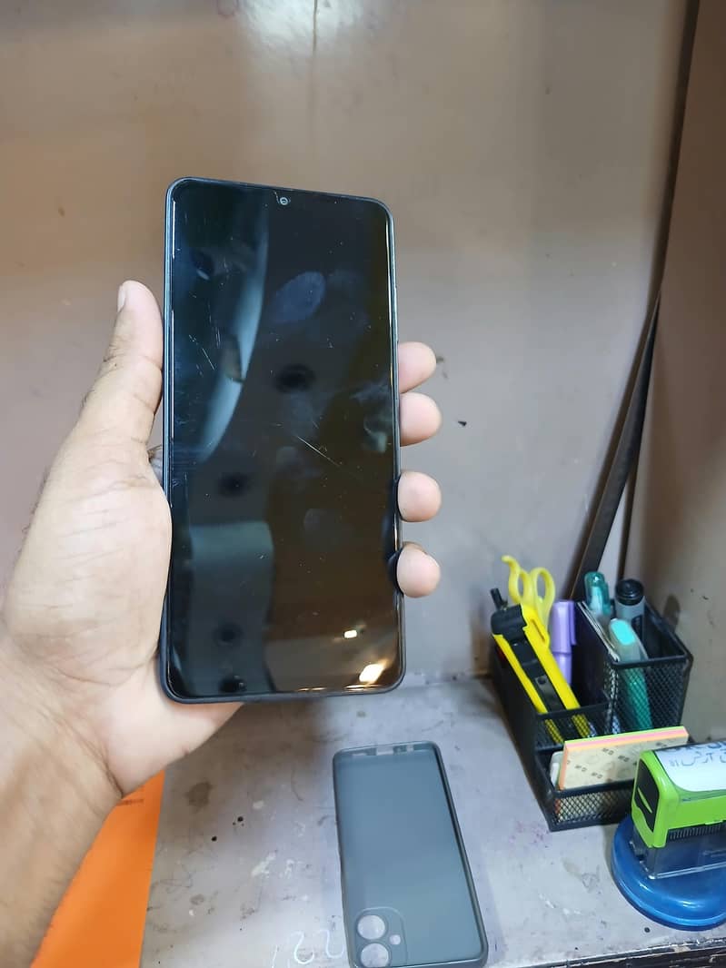 Samsung Mobile A06 1