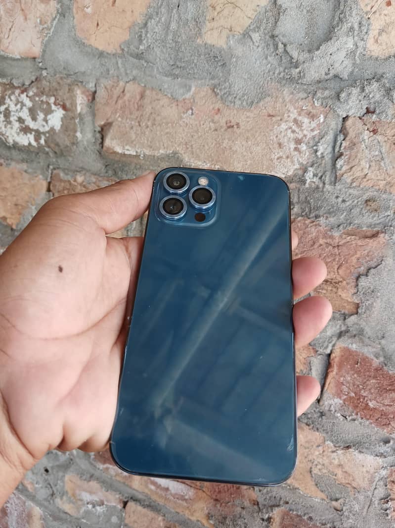Apple iPhone 12 Pro Max 2
