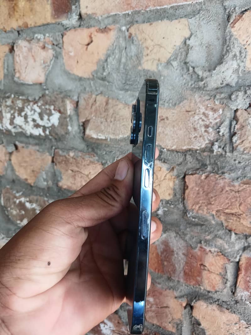Apple iPhone 12 Pro Max 5