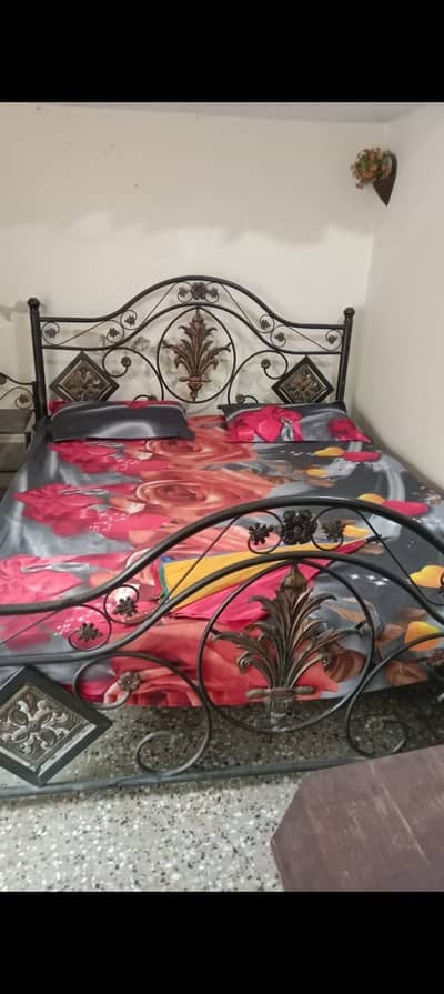 Iron bed