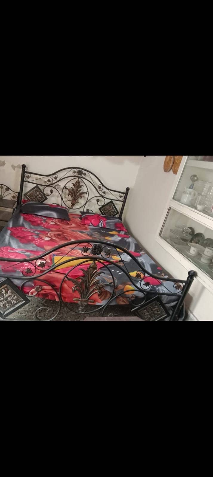 Iron bed 1