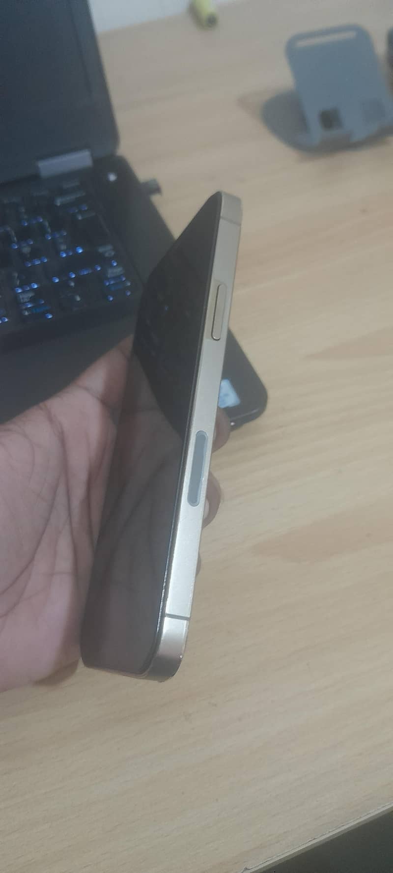 Apple iPhone 12 Pro 3