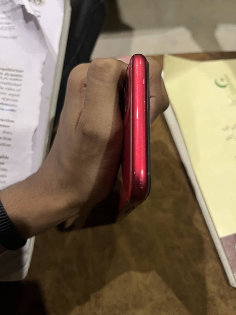 Apple iPhone 11 2