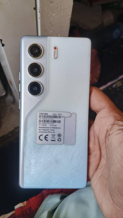 Tecno CAMON 40