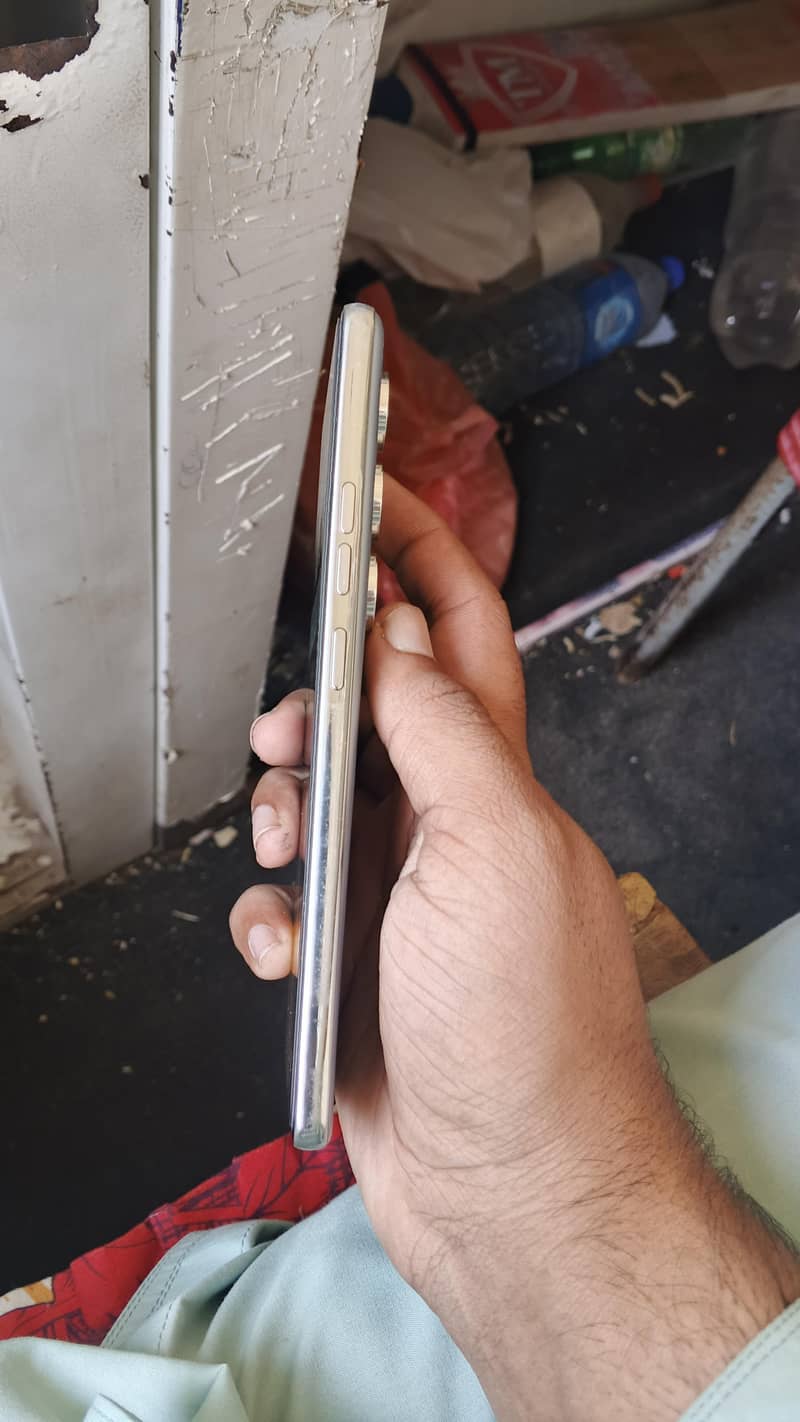 Tecno CAMON 40 2