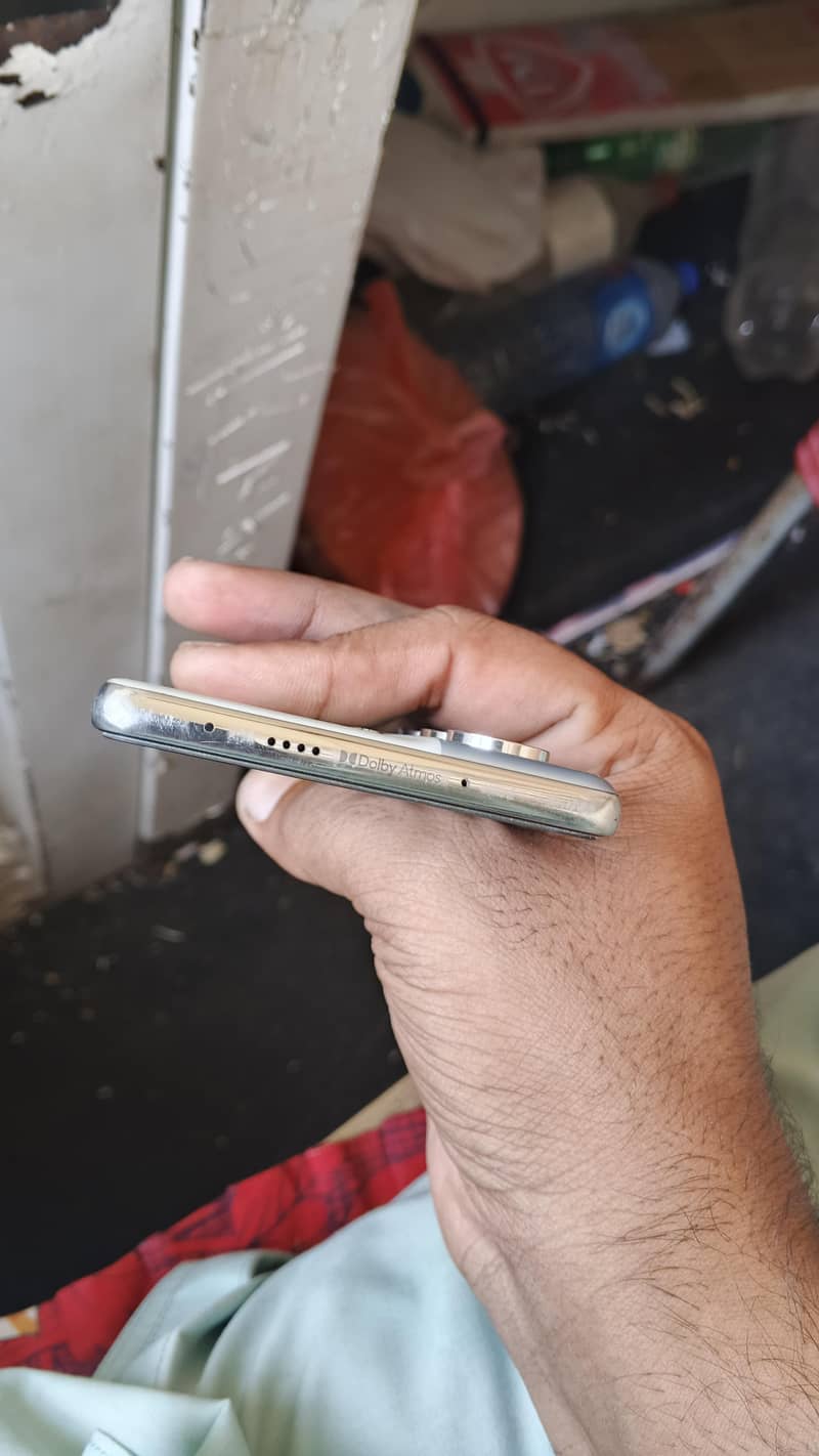 Tecno CAMON 40 4